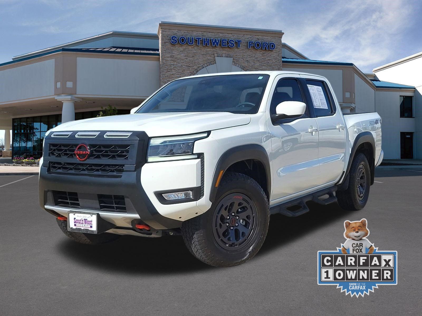 Glacier White 2025 Nissan Frontier Pickup Truck Four-Wheel Drive 9-Speed Automatic Overdrive