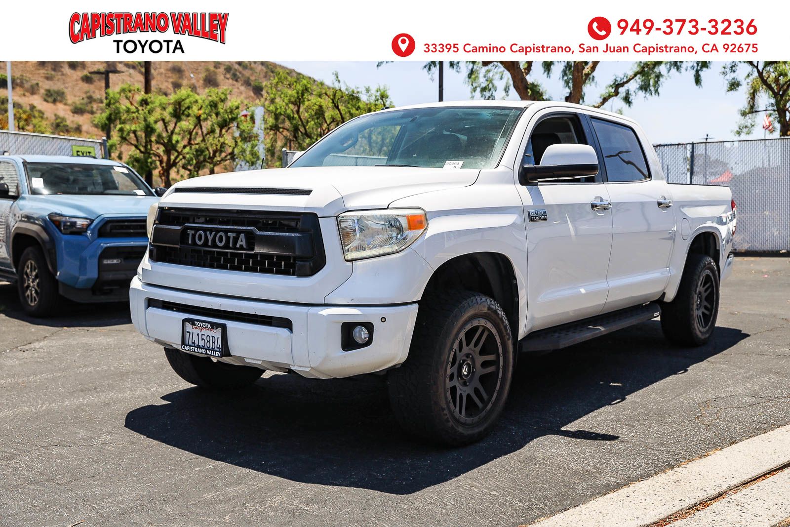Super White 2017 Toyota Tundra Pickup Truck Four-Wheel Drive 6-Speed Automatic Overdrive