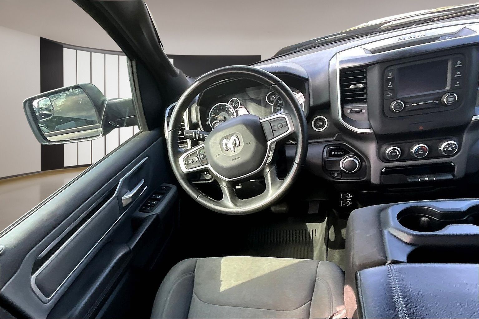 View vehicle photo 6