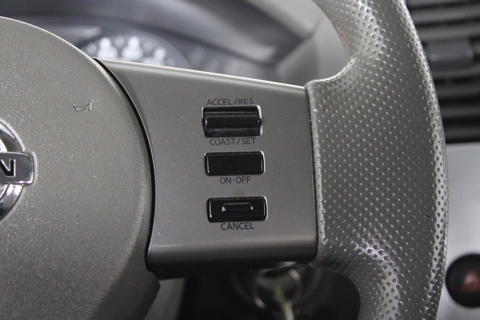 Used 2010 Black Nissan SE image 15
