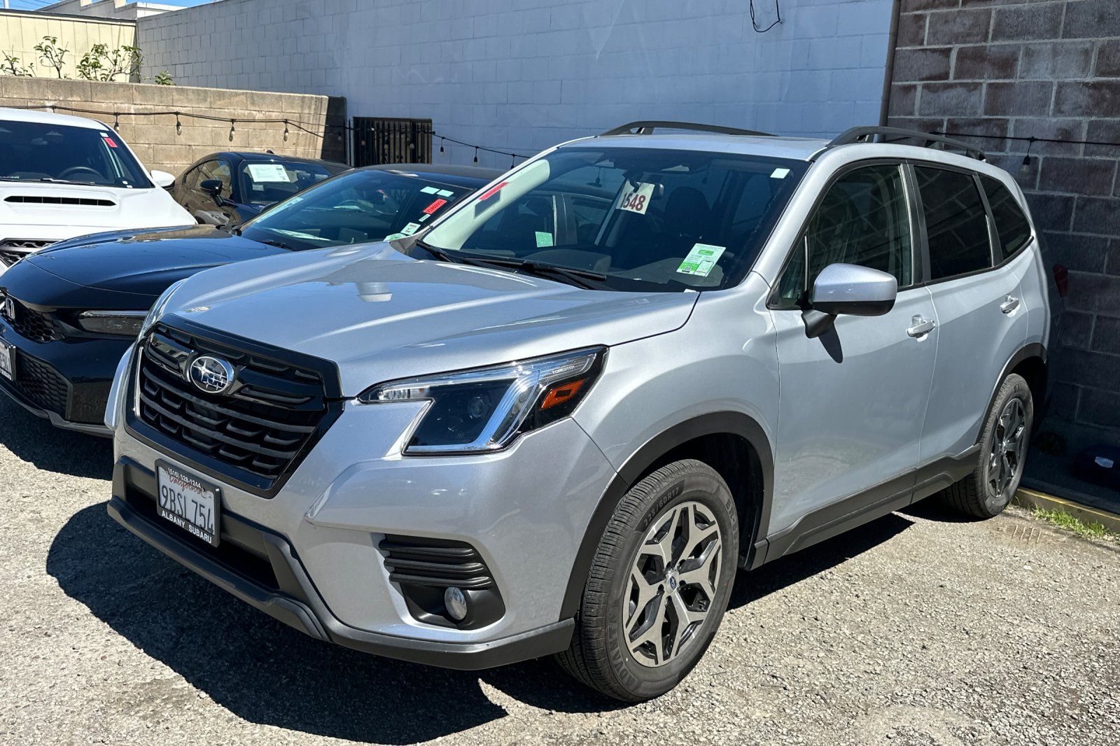 View vehicle photo 2