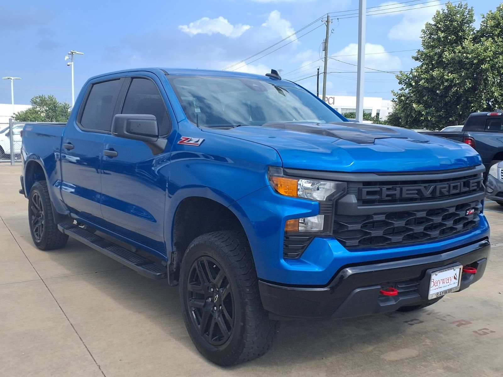2023 Chevrolet Silverado 1500 Custom Trail Boss - 2