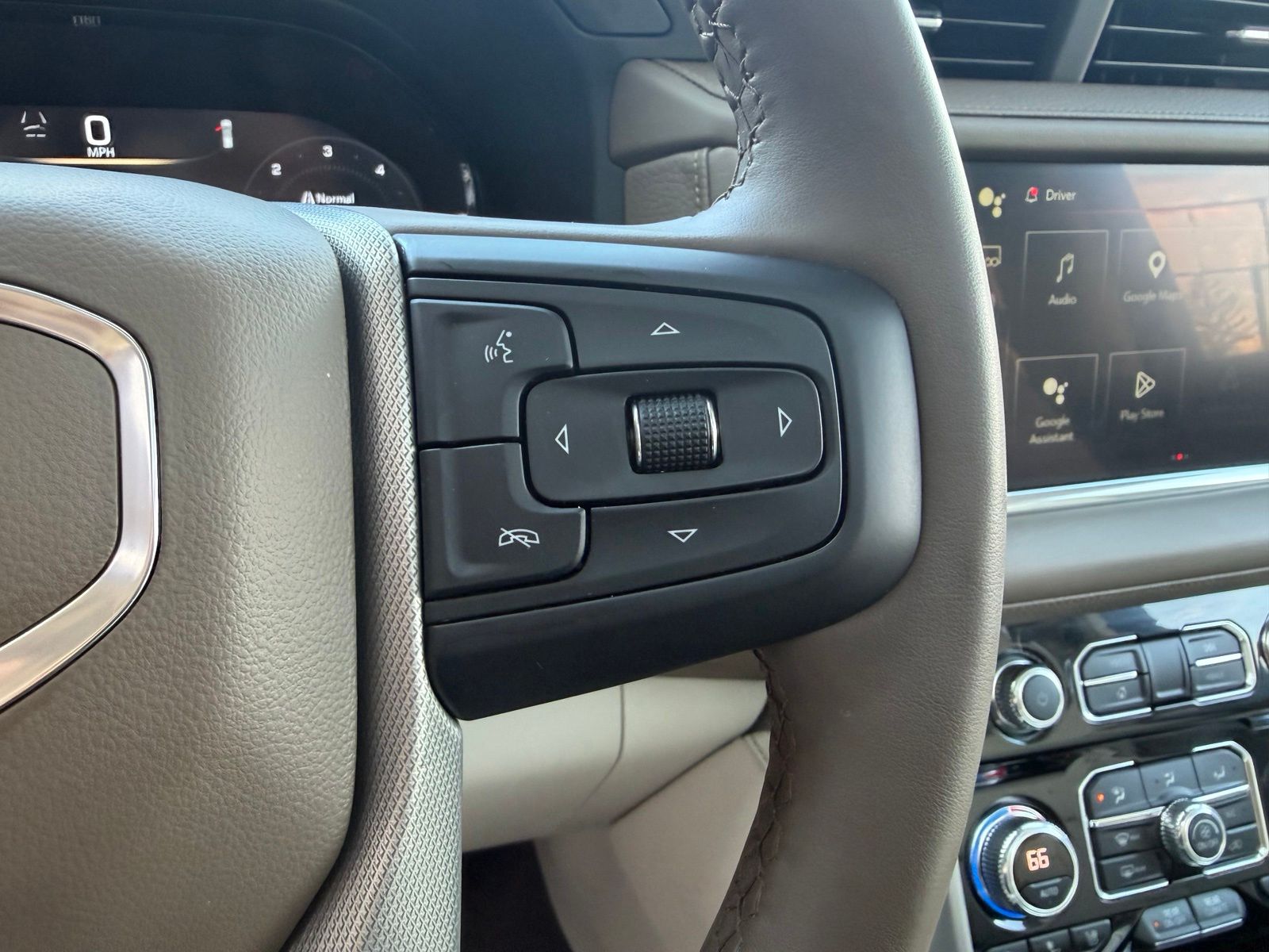 Used 2023 GMC Yukon XL SUV