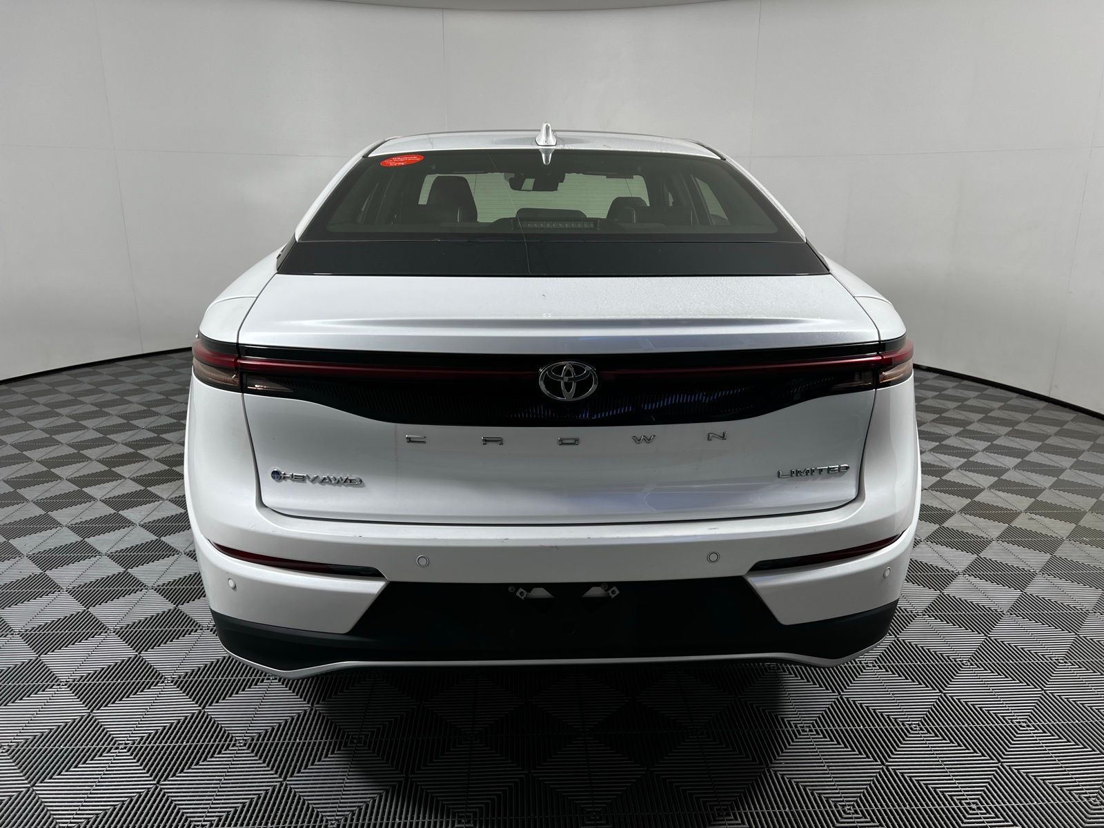 Thumbnail: 2024 Toyota Crown - 6