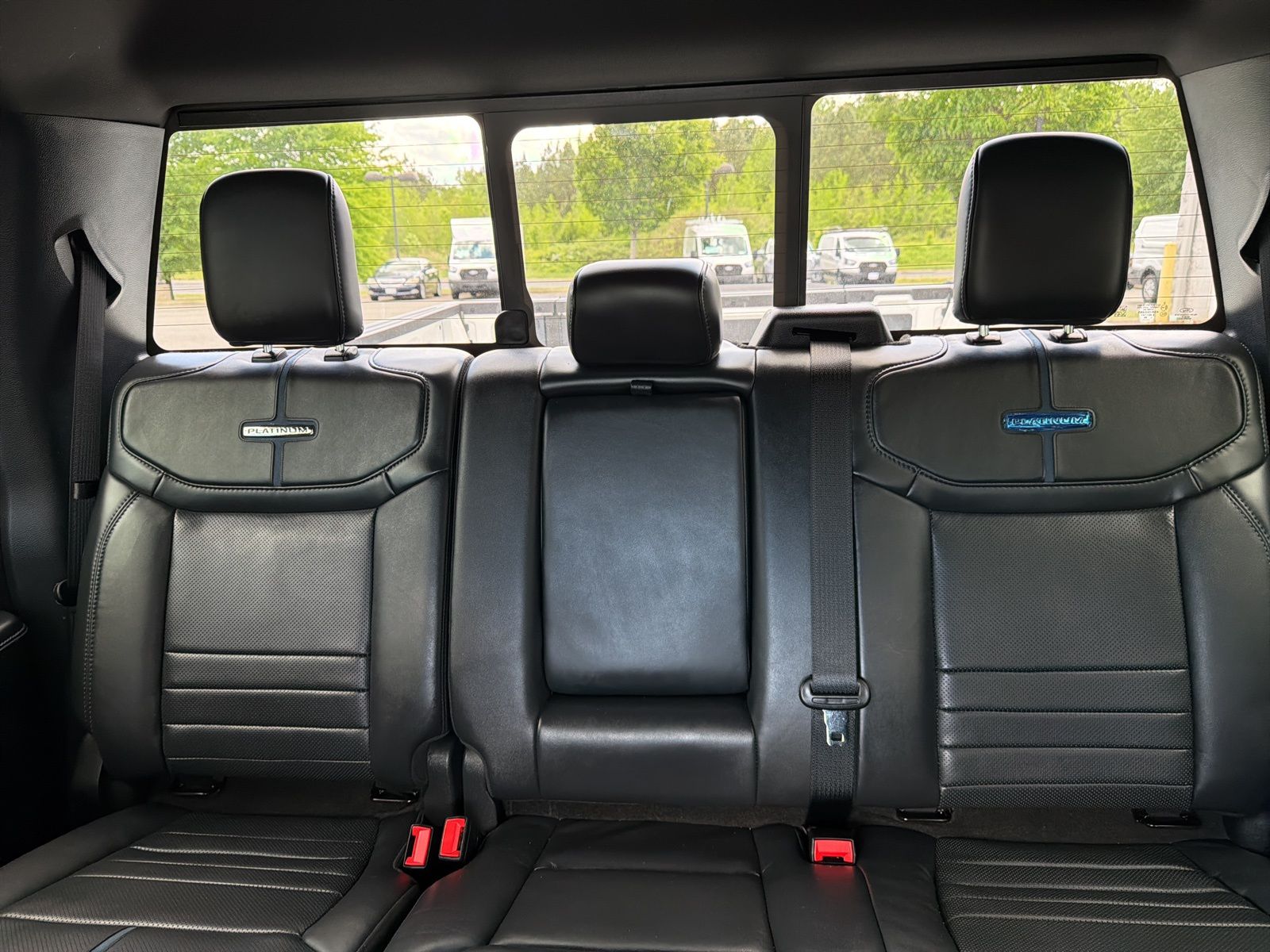 Used 2025 Star White Ford Platinum image 30