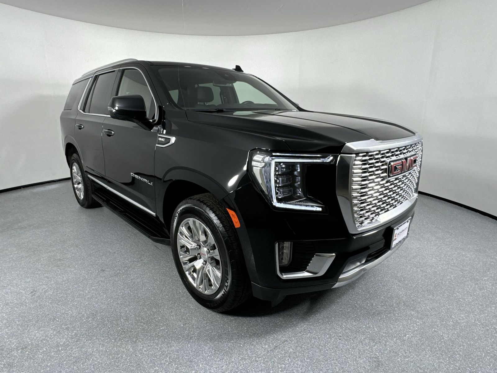 2023 GMC Yukon Denali 3