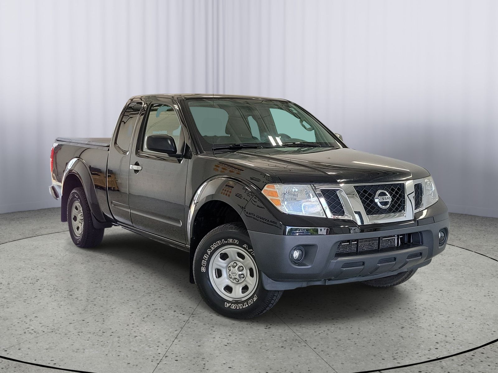 Super Black 2015 Nissan Frontier Pickup Truck 4X2 5-Speed Automatic Overdrive