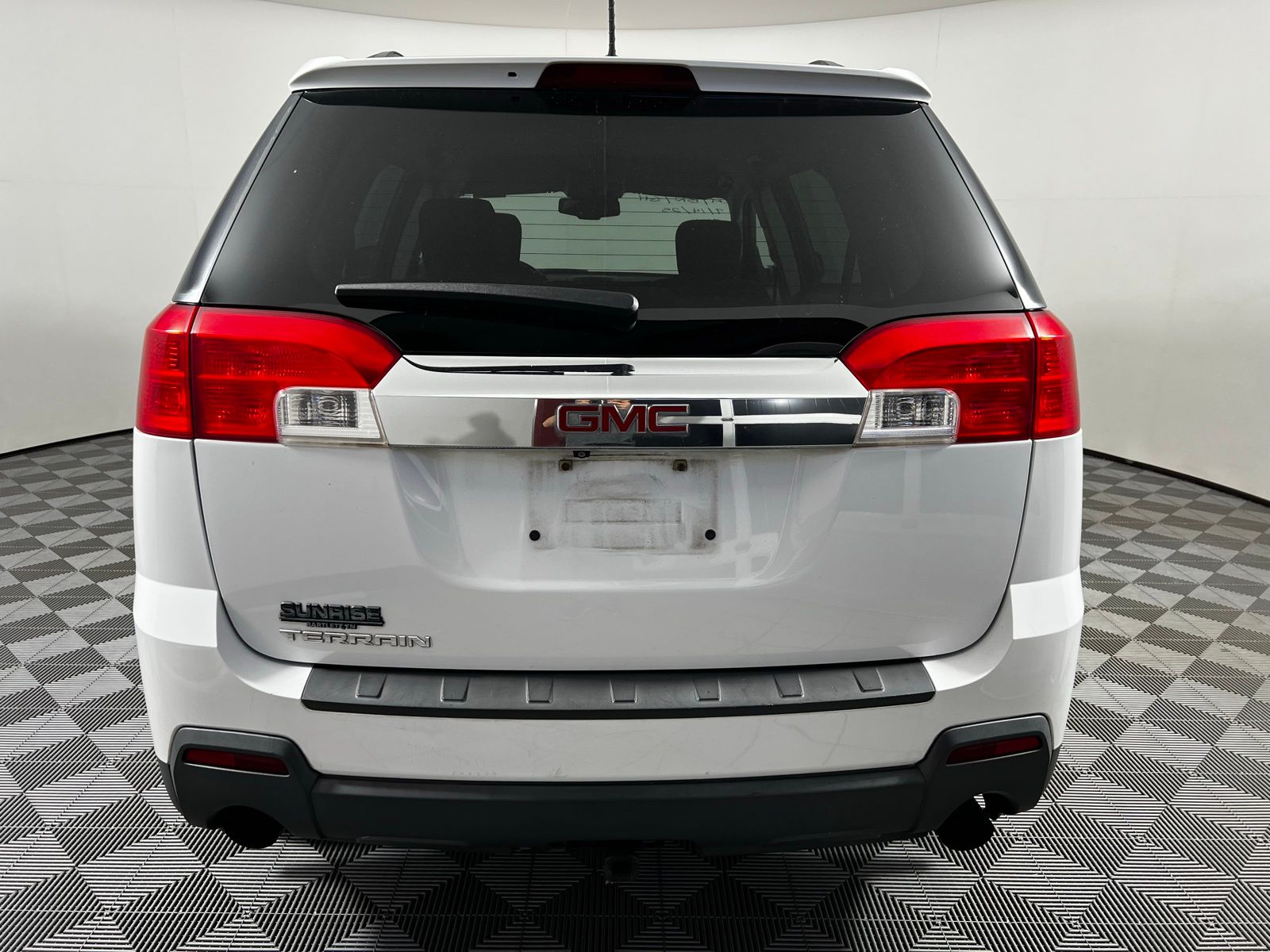 Thumbnail: 2015 GMC Terrain - 6