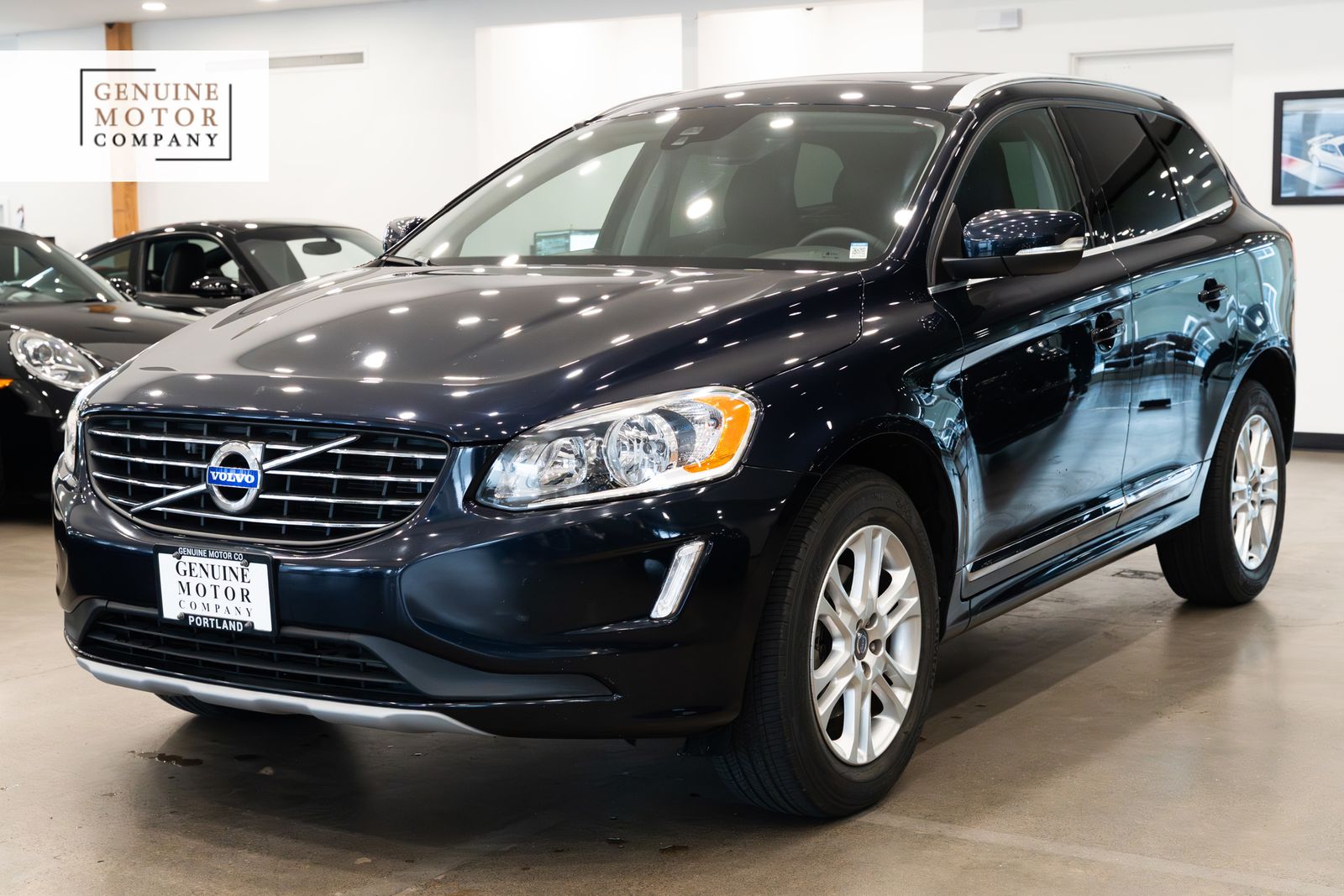 Magic Blue Metallic 2016 Volvo XC60 T5 Drive-E Premier FWD SUV / Crossover Front-Wheel Drive Automatic