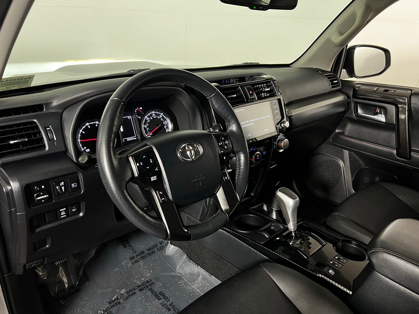 Thumbnail: 2024 Toyota 4Runner - 12