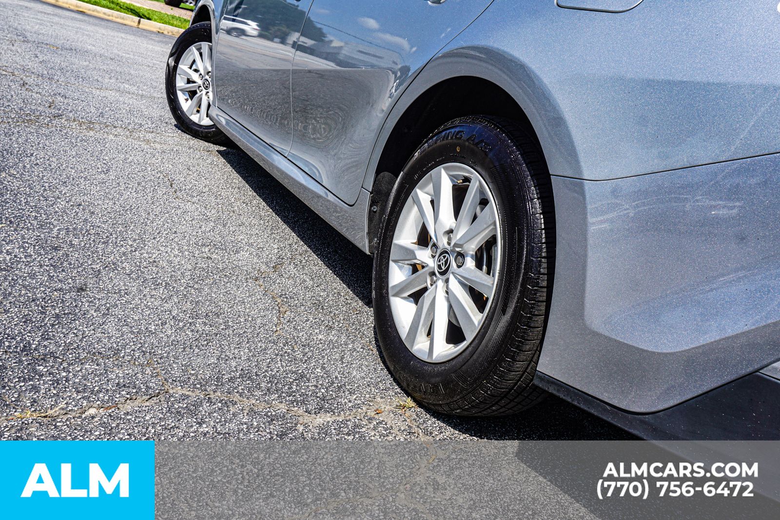 Used 2025 Silver Toyota LE image 13