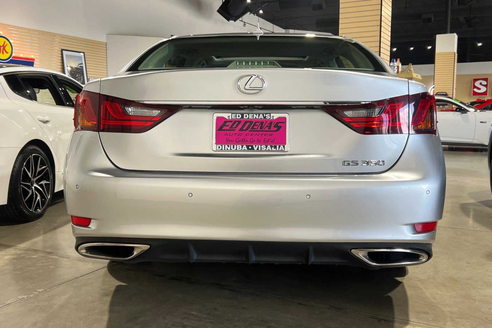 View vehicle photo 6