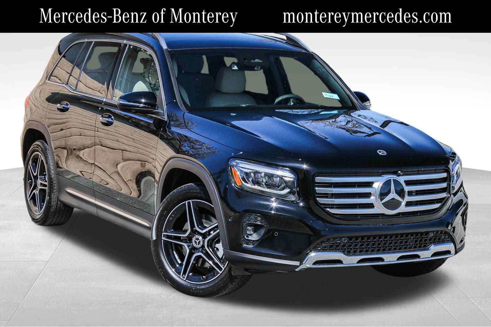 2026 Mercedes-Benz GLB GLB 250 4MATIC's photo