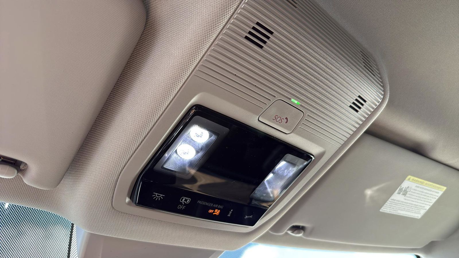 Used Car 2025 Volkswagen Atlas  2.0t Se W/technology For Sale Under $40,000 In Austin, Texas