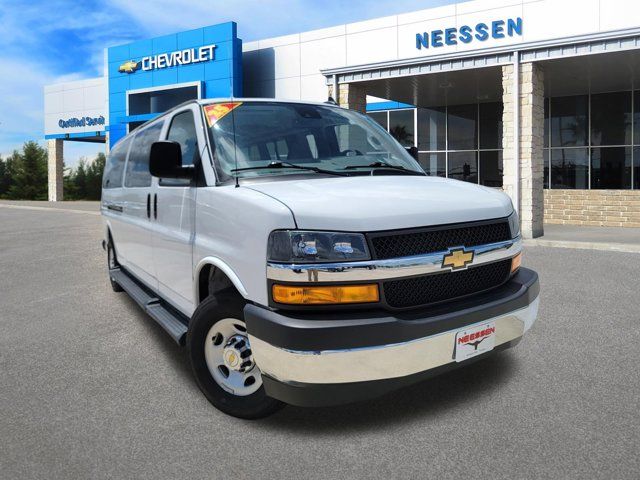 2025 Chevrolet Express 3500 LT Extended RWD