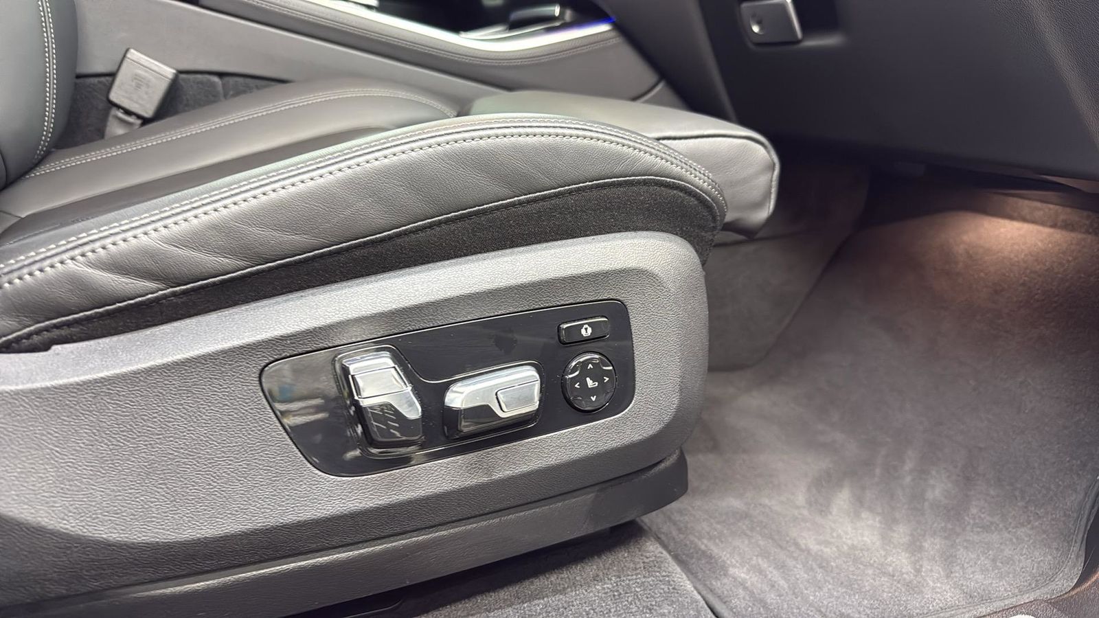 Used Car 2024 Bmw X5  Xdrive50e For Sale Under $70,000 In Austin, Texas