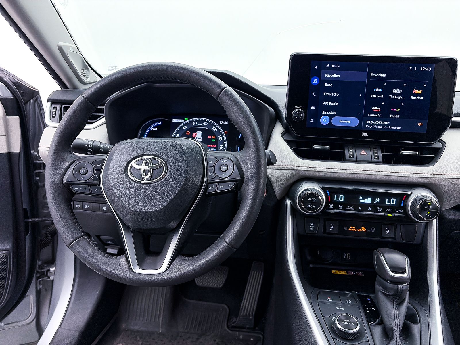 View vehicle photo 5