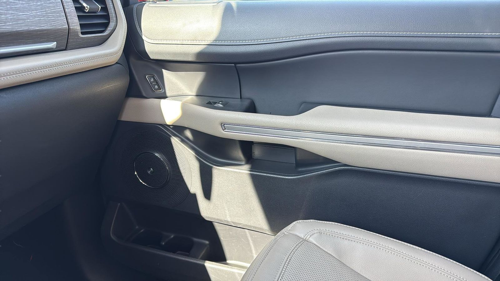 Used Car 2024 Ford Expedition Max  Limited For Sale Under $60,000 In Austin, Texas