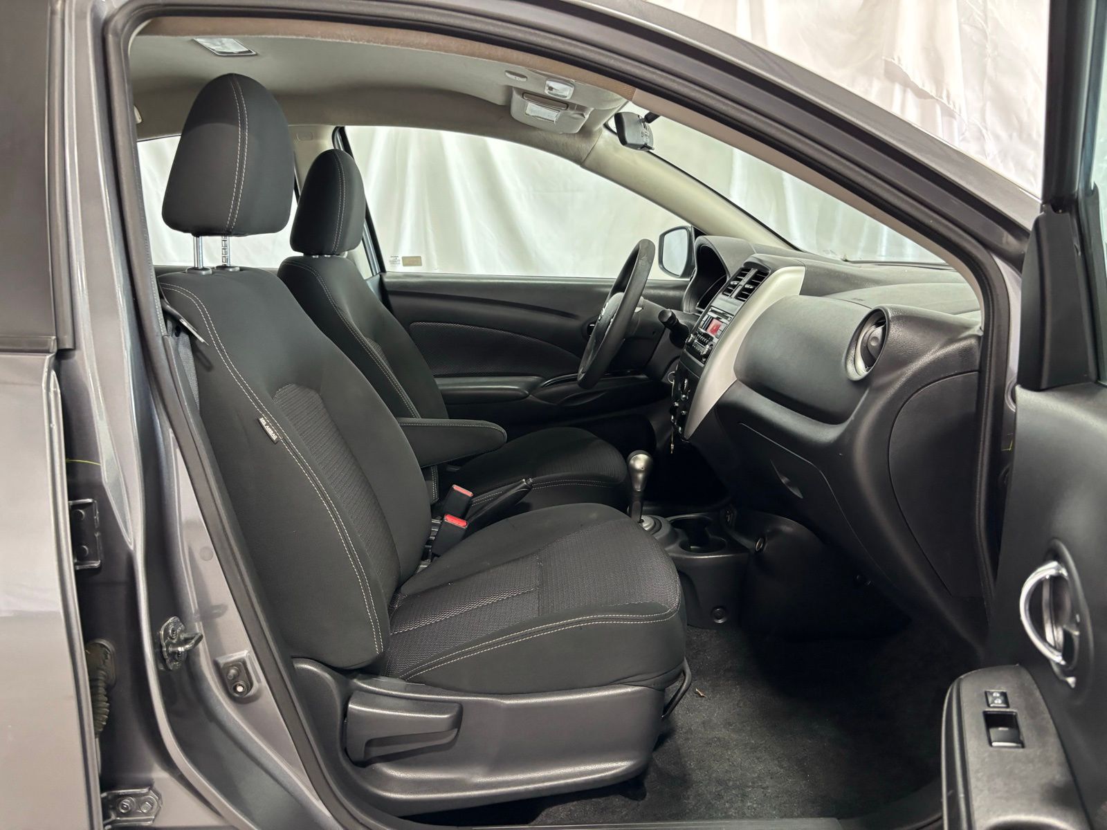 Used Car 2018 Nissan Versa  1.6 Sv For Sale Under $10,000 In Austin, Texas