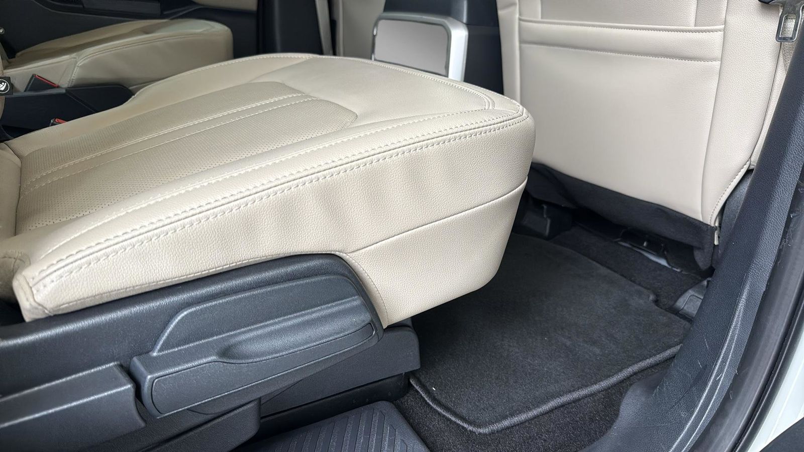 Used Car 2022 Ford Expedition  Limited For Sale Under $50,000 In Austin, Texas