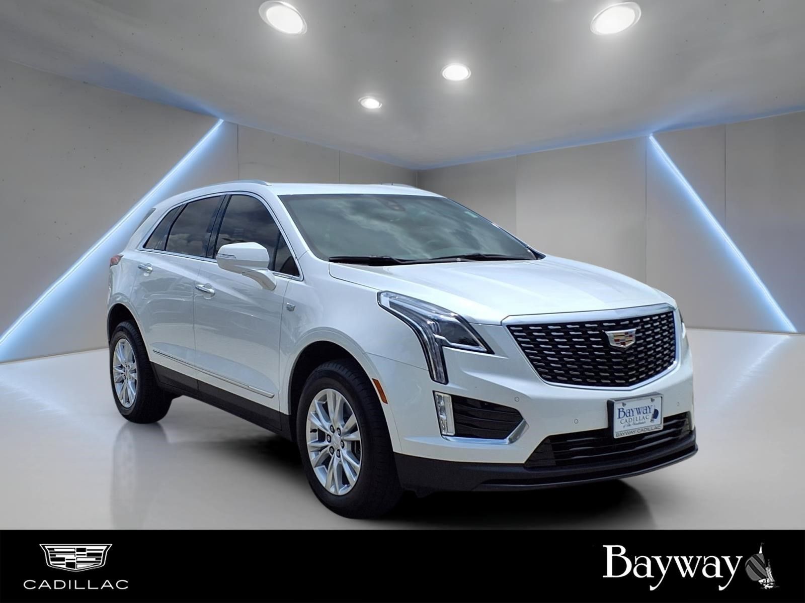 2026 Cadillac XT5 Luxury White at Bayway Cadillac of The Woodlands