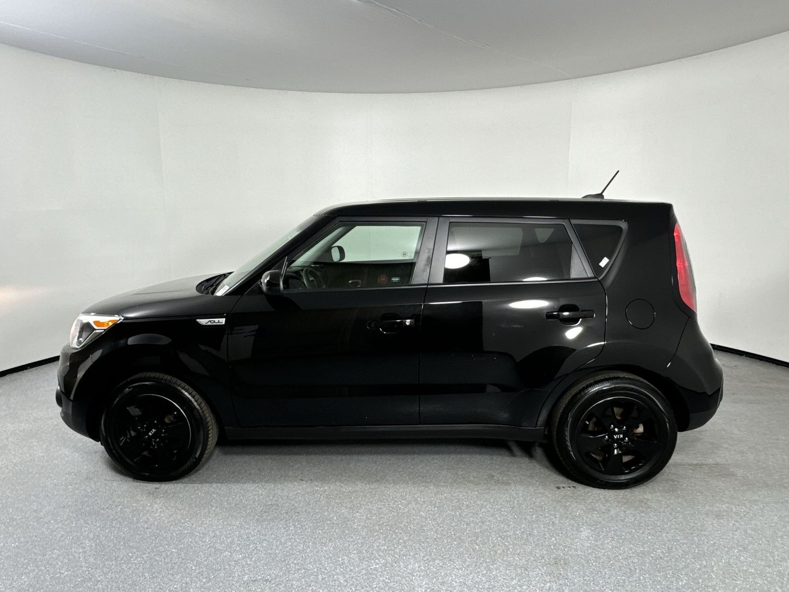 2019 Kia Soul Base 28