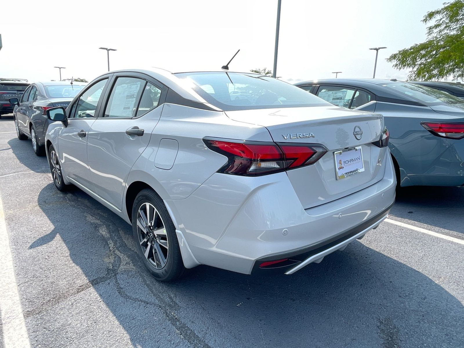 2024 Nissan Versa 1.6 S 29