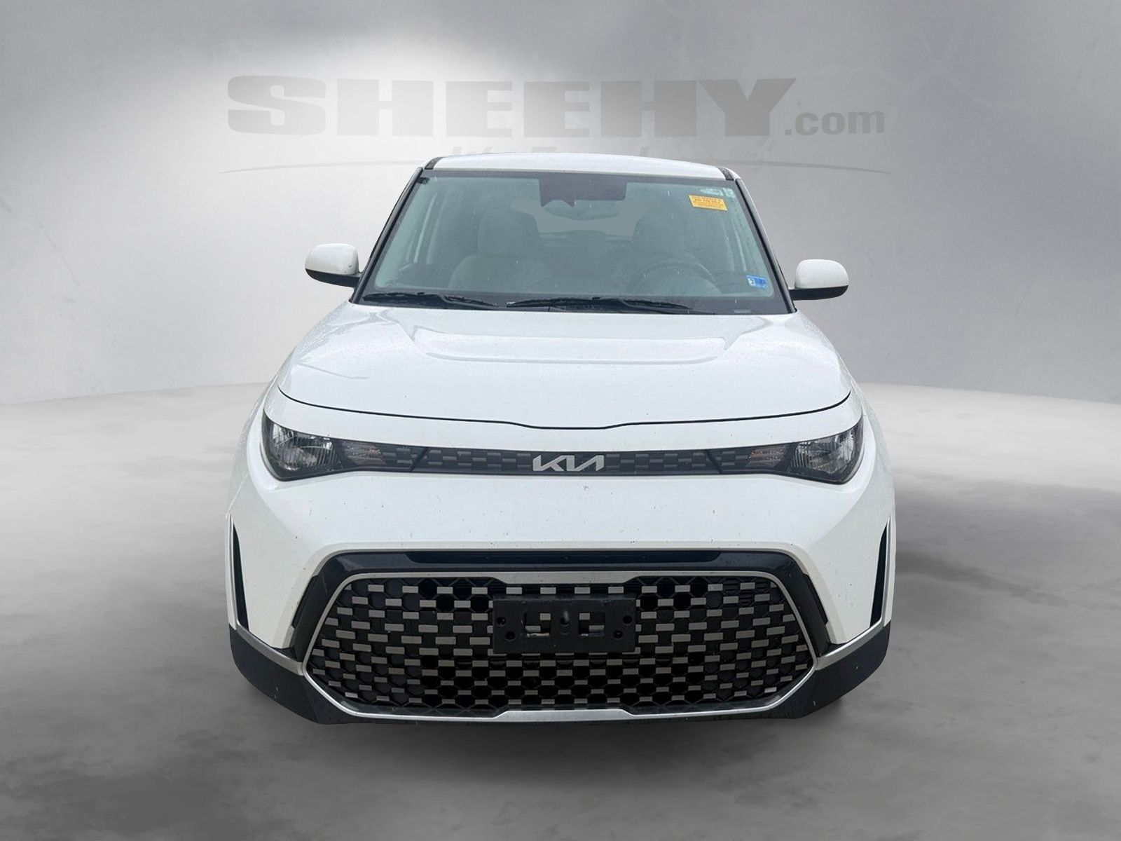 Used 2025 White Kia EX image 18
