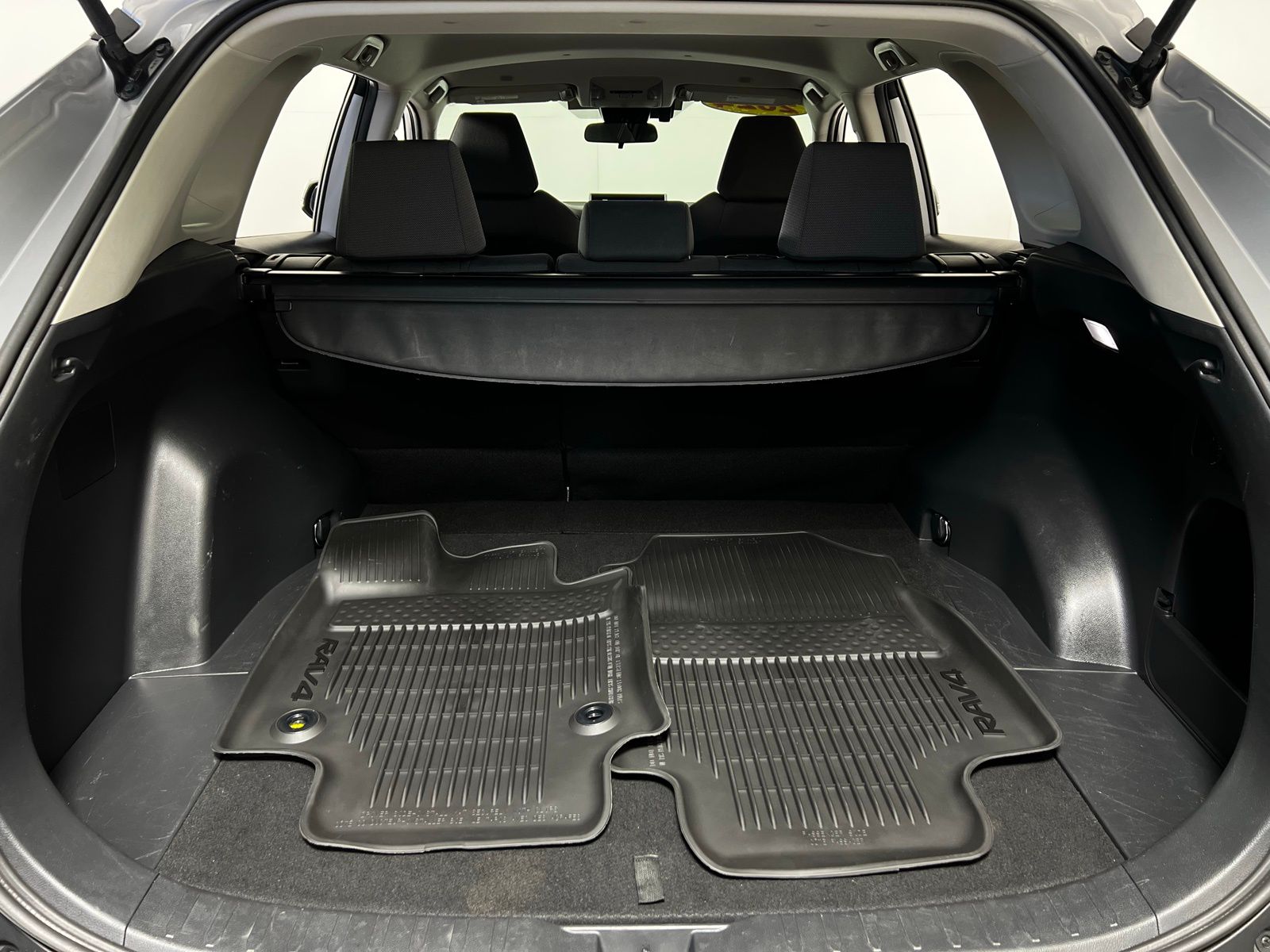 Thumbnail: 2024 Toyota RAV4 - 26