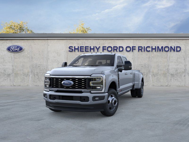New 2026 Glacier Gray Metallic Tri-Coat Ford Platinum image 3