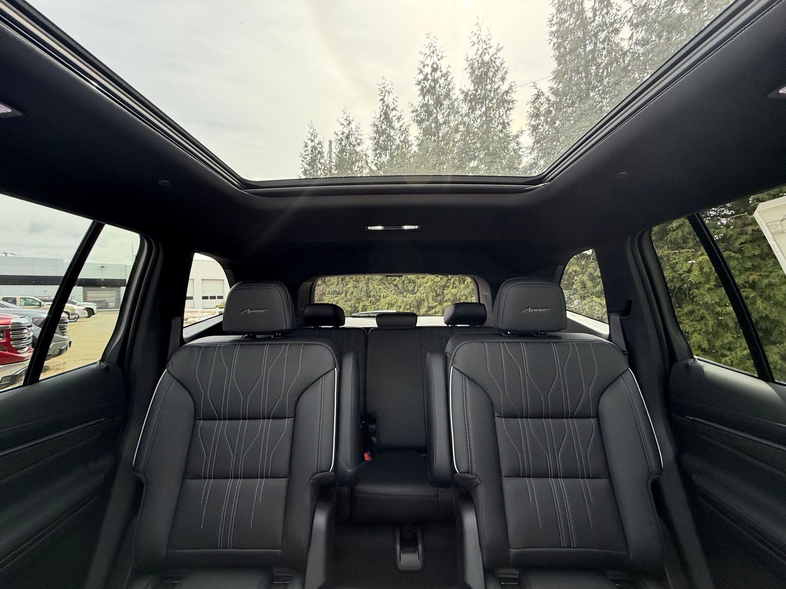 View vehicle photo 3