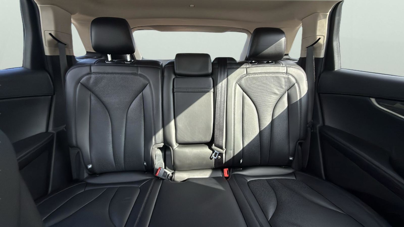 Used Car 2022 Lincoln Nautilus  Reserve For Sale Under $40,000 In Austin, Texas