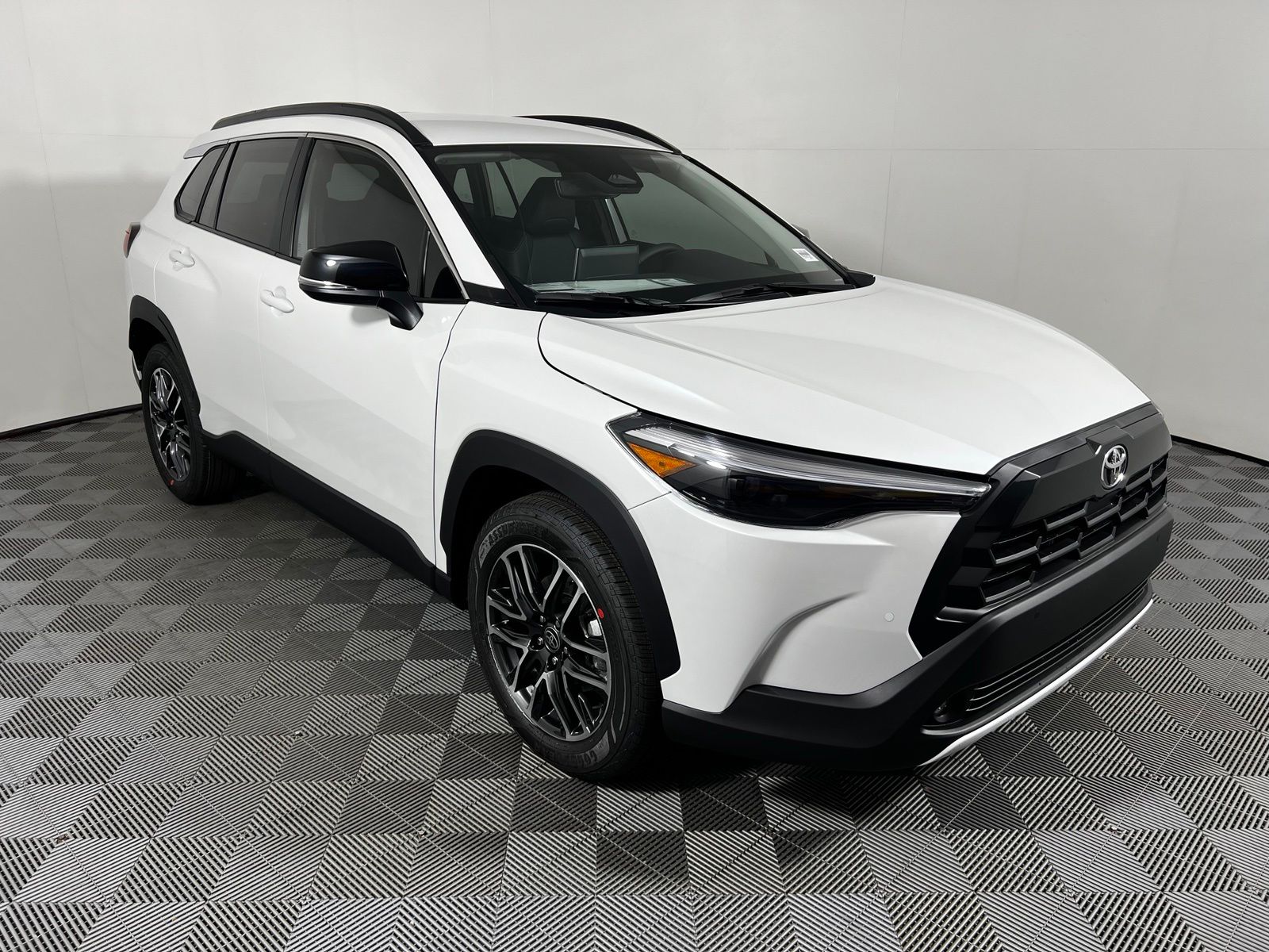 Thumbnail: 2026 Toyota Corolla Cross - 3