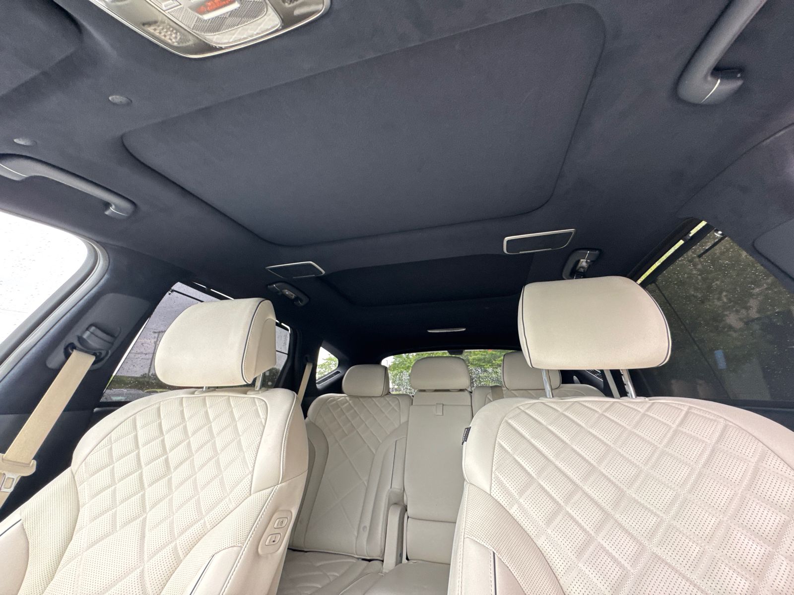 Used 2025 White Genesis 3.5T Prestige image 32