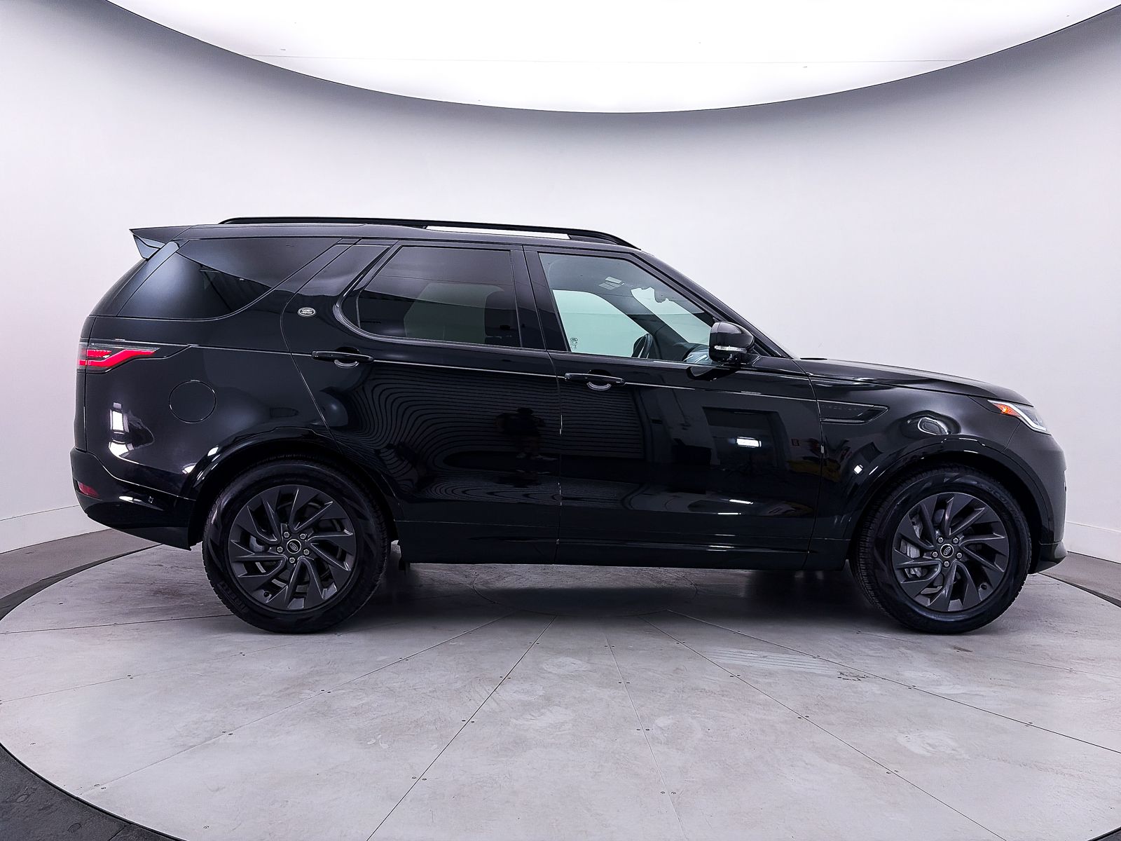 2023 Land Rover Discovery S R Dynamic - Photo 45