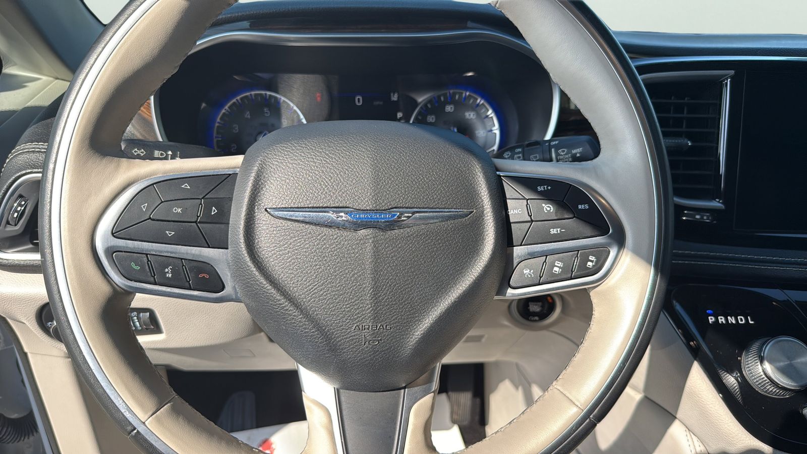 Used Car 2021 Chrysler Pacifica  Limited For Sale Under $30,000 In Austin, Texas