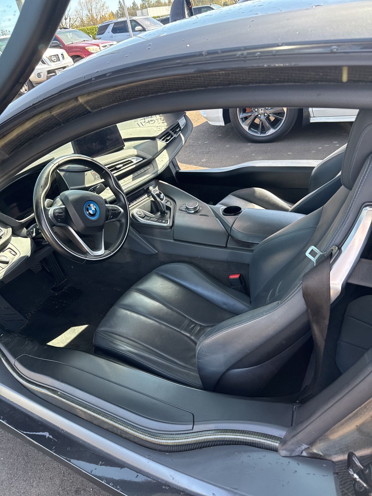 Used 2019 BMW i8 Base with VIN WBY2Z4C50KVB81816 for sale in Wilsonville, OR