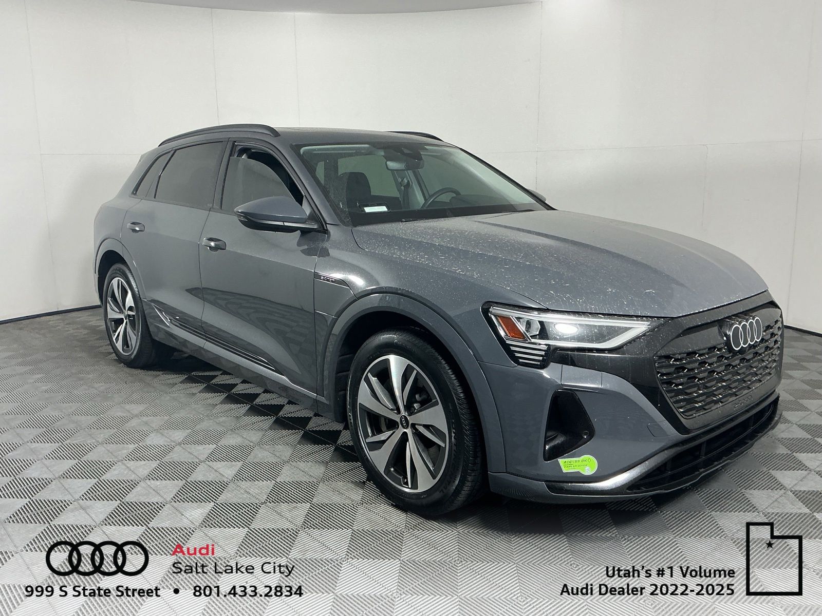 2024 Audi Q8 e-tron quattro Premium AWD