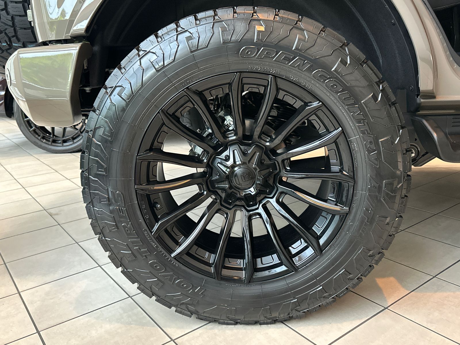 New 2026 Marsh Gray Ford Outer Banks® image 15