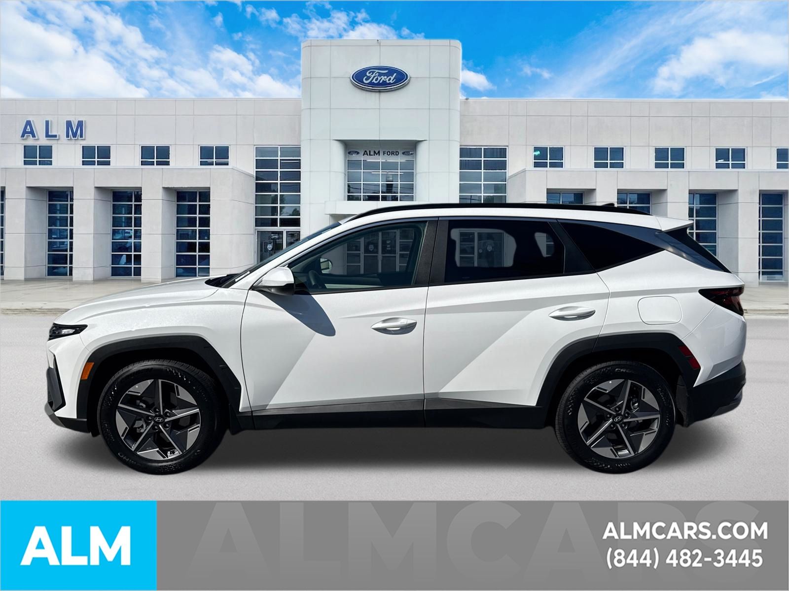 Certified Used 2025 White Hyundai SEL image 9