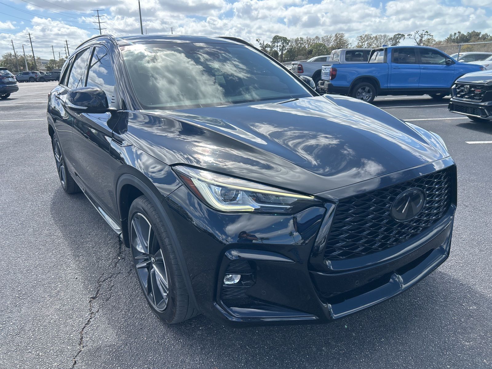 2023 INFINITI QX50 Sport FWD