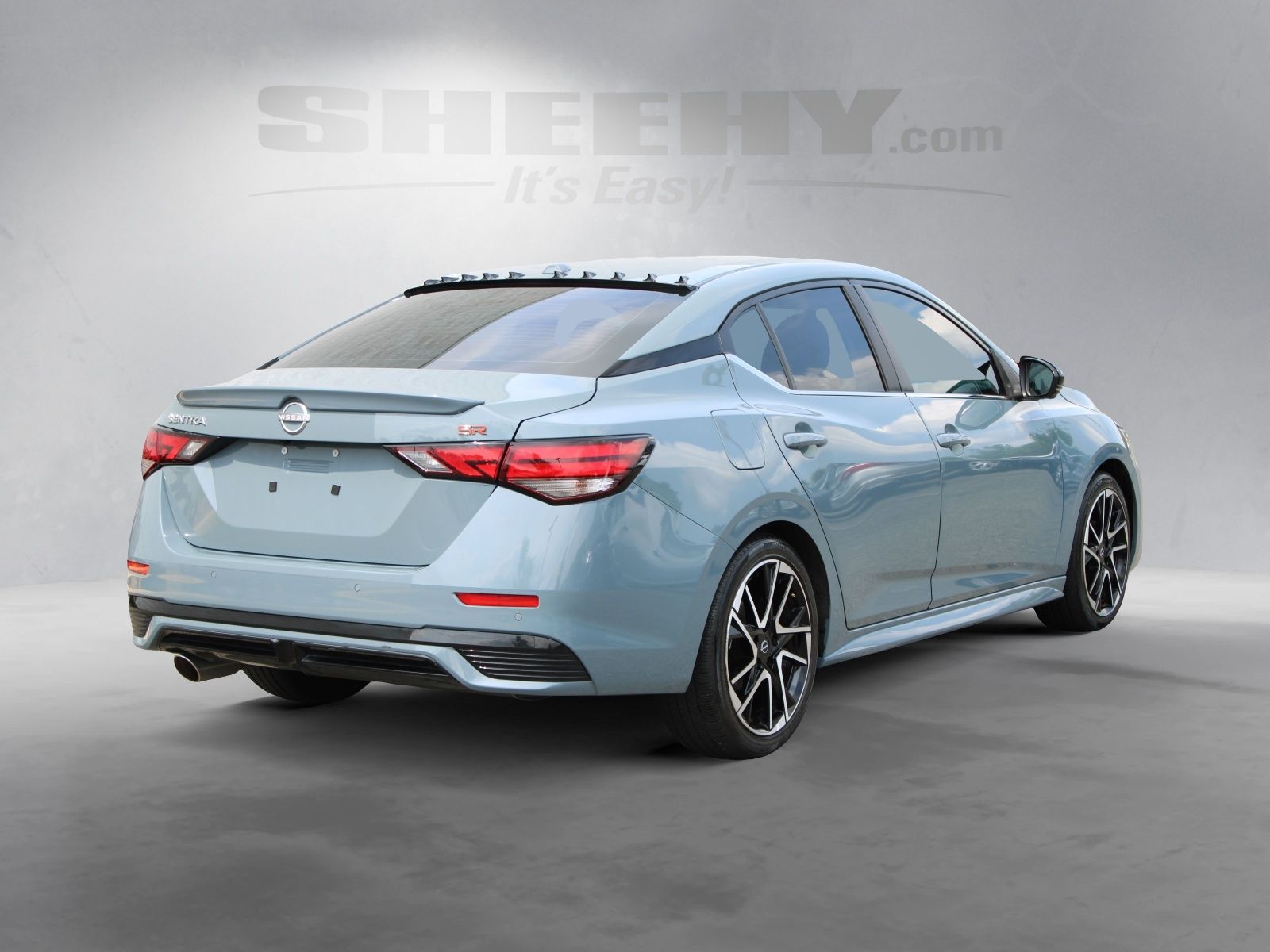 Used 2024 Gray Nissan SR image 14