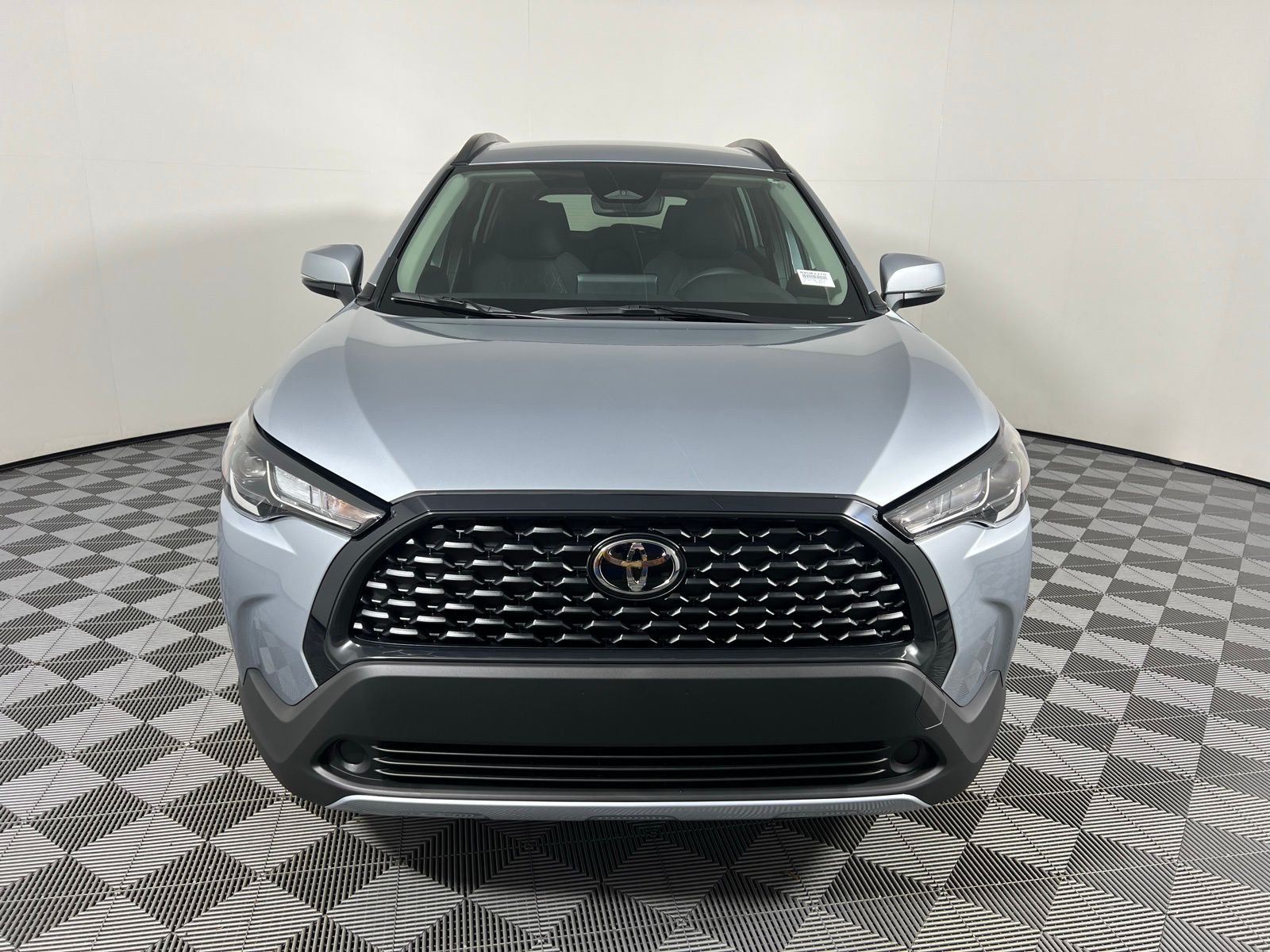 Thumbnail: 2025 Toyota Corolla Cross - 2