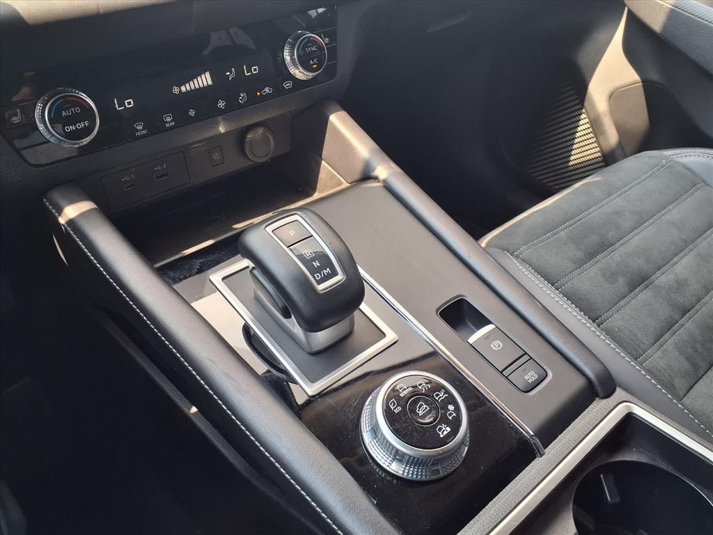 2024 Mitsubishi Outlander SE  at Bayshore Chrysler Jeep Dodge Ram