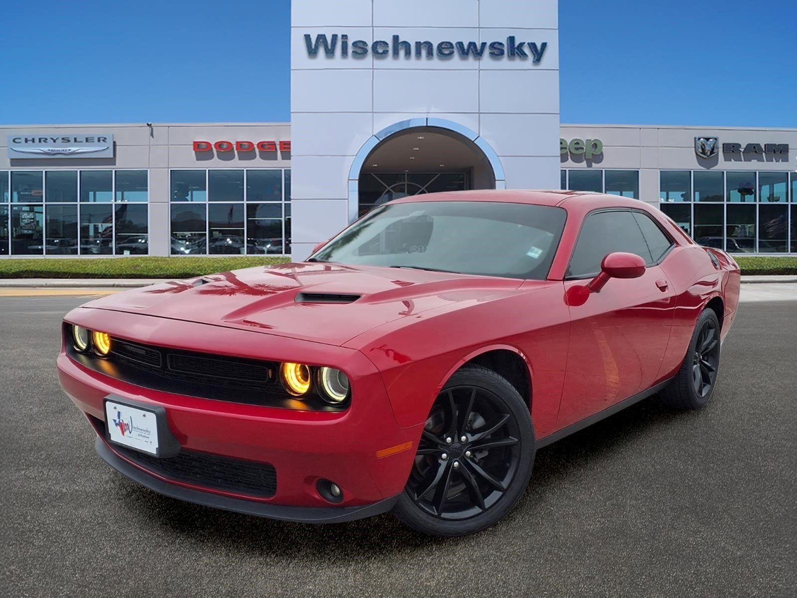 Redline Red Tricoat Pearl 2016 Dodge Challenger SXT RWD Coupe Rear-Wheel Drive 8-Speed Automatic