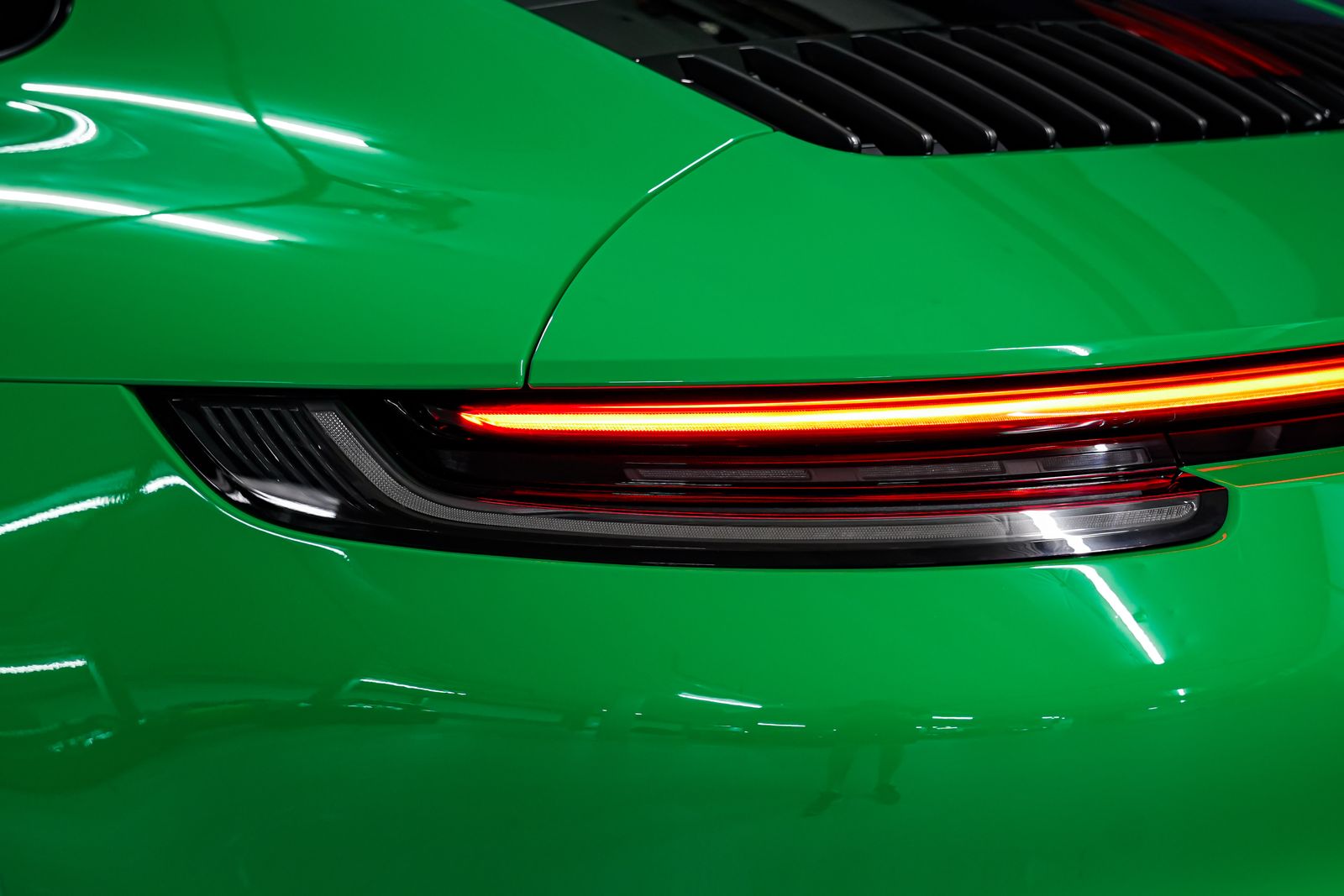 2023 Porsche 911 Carrera T — photo 33