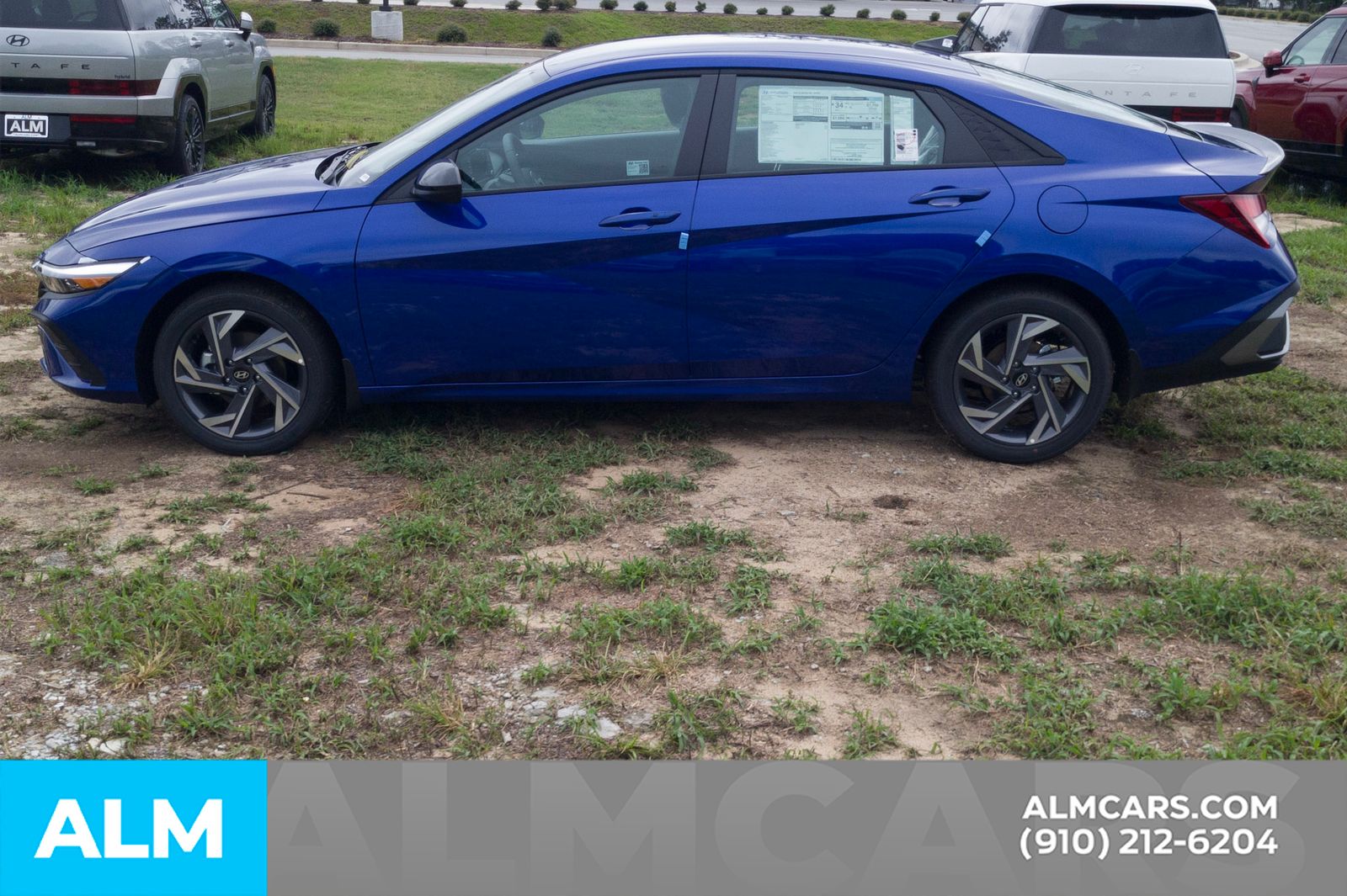 Used 2025 Intense Blue Hyundai SEL Sport image 9