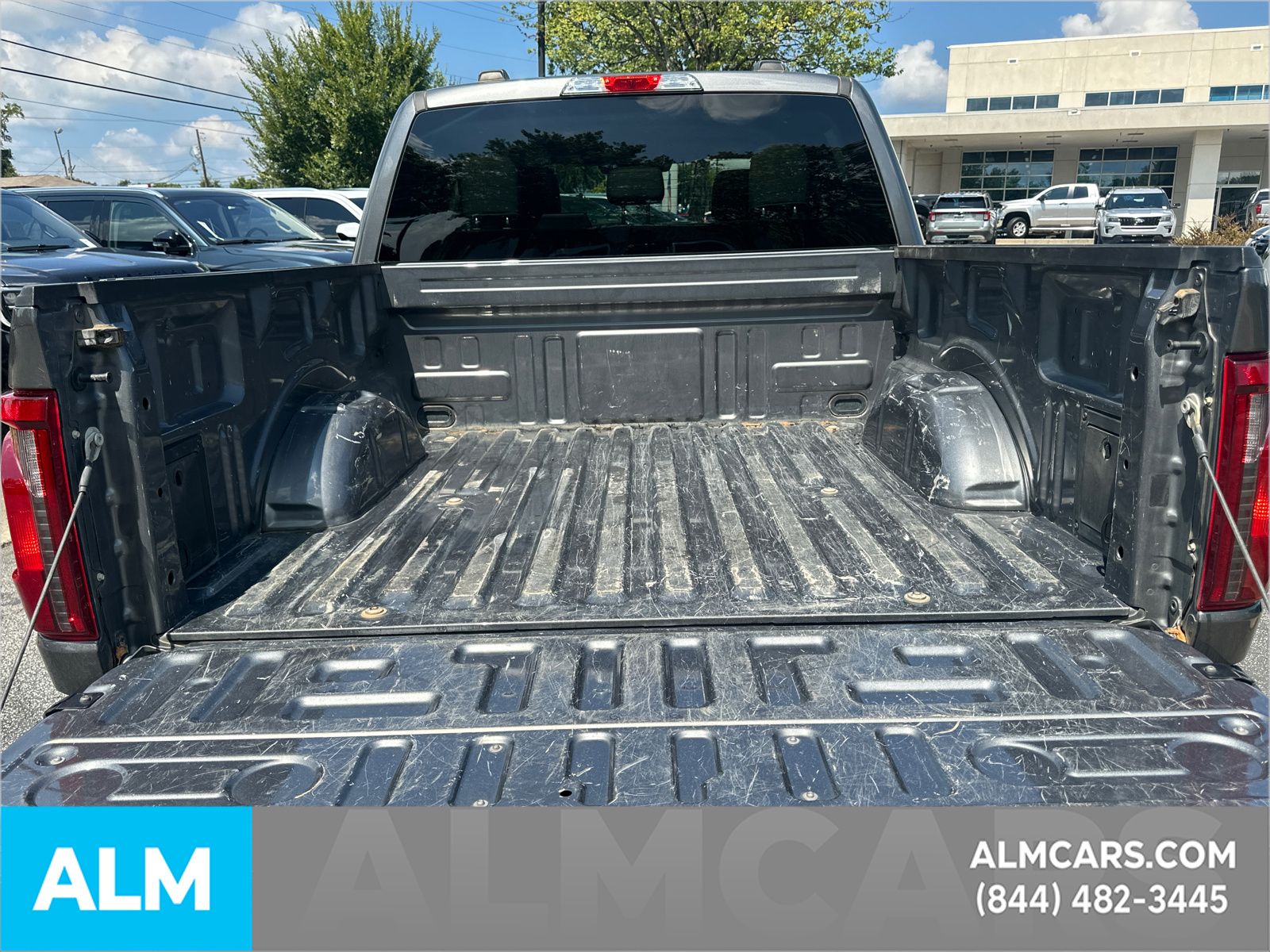 Used 2025 Gray Ford XLT image 21