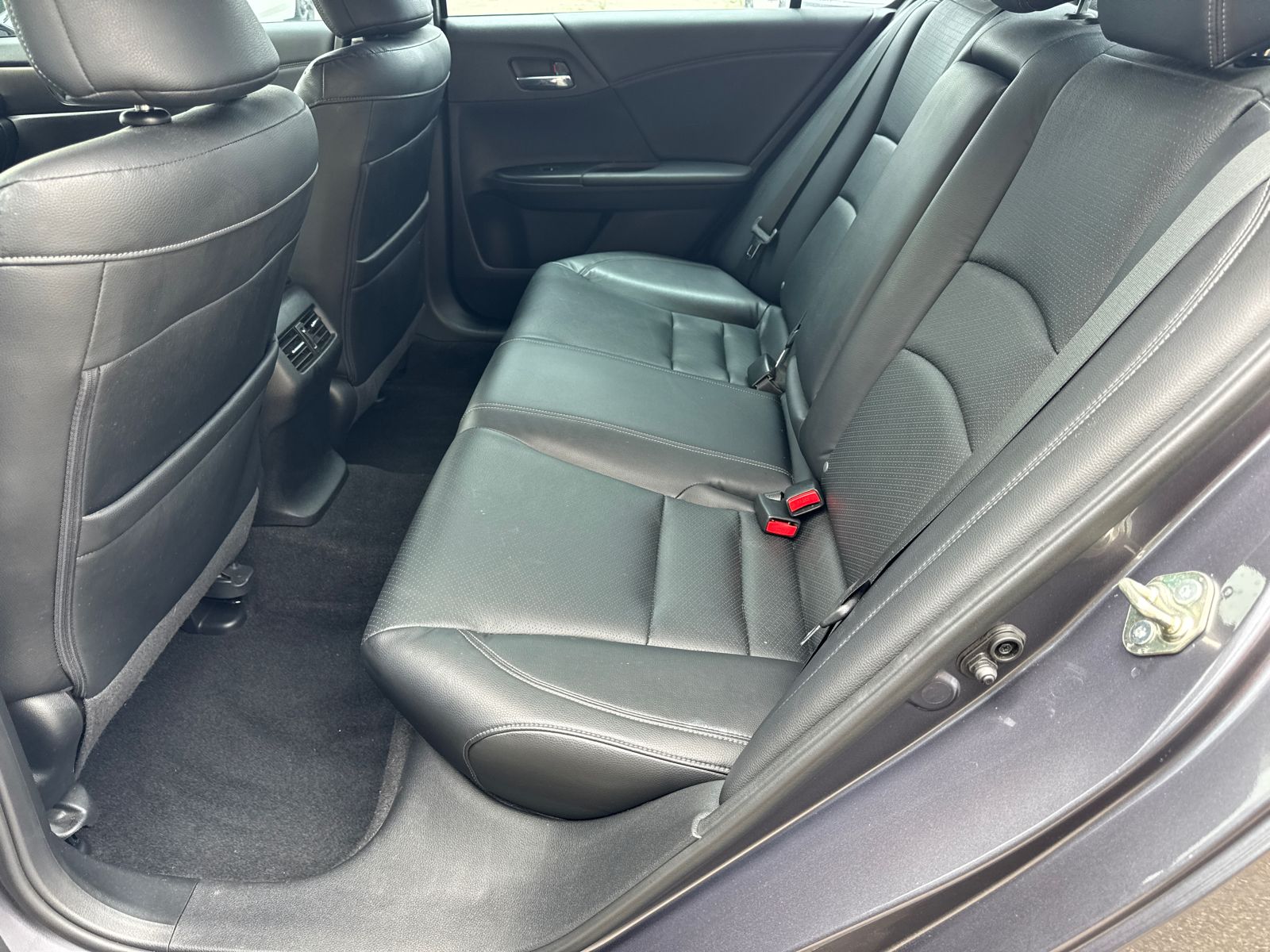 Used 2015  Honda EX-L image 20