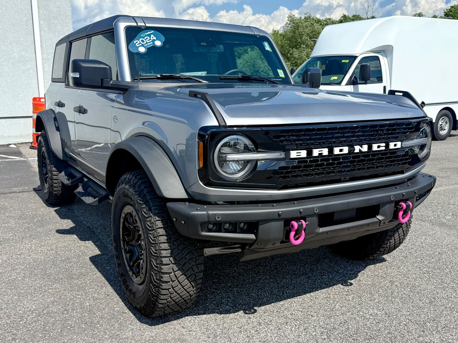 Silver Metallic 2024 Ford Bronco Wildtrak 4-Door 4WD SUV / Crossover Four-Wheel Drive Automatic